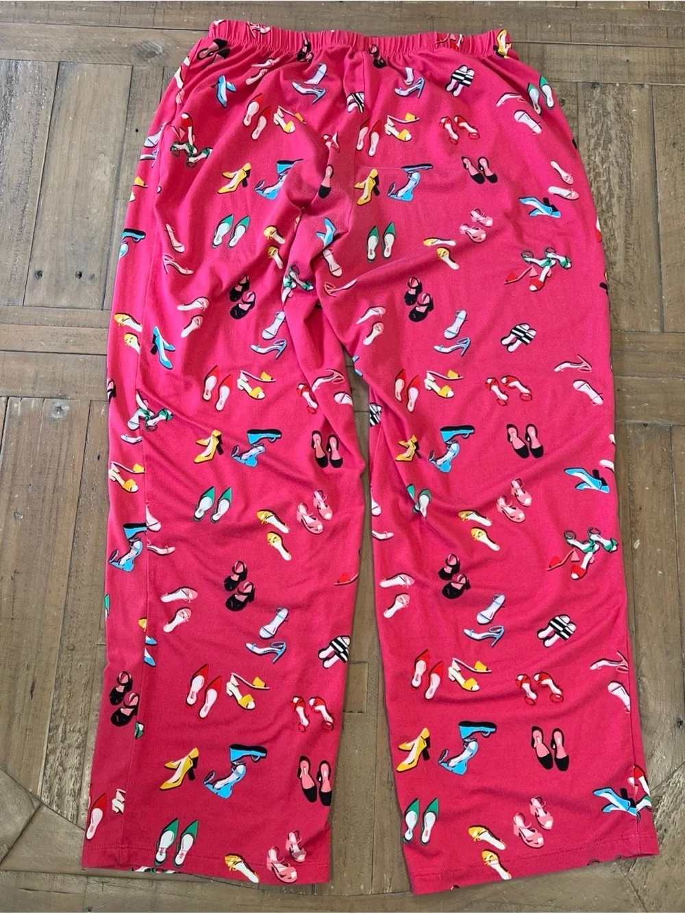 Kate Spade Women's 2 Piece Pajama Pants Set Size Small Red/Pink Multi Print Shoe